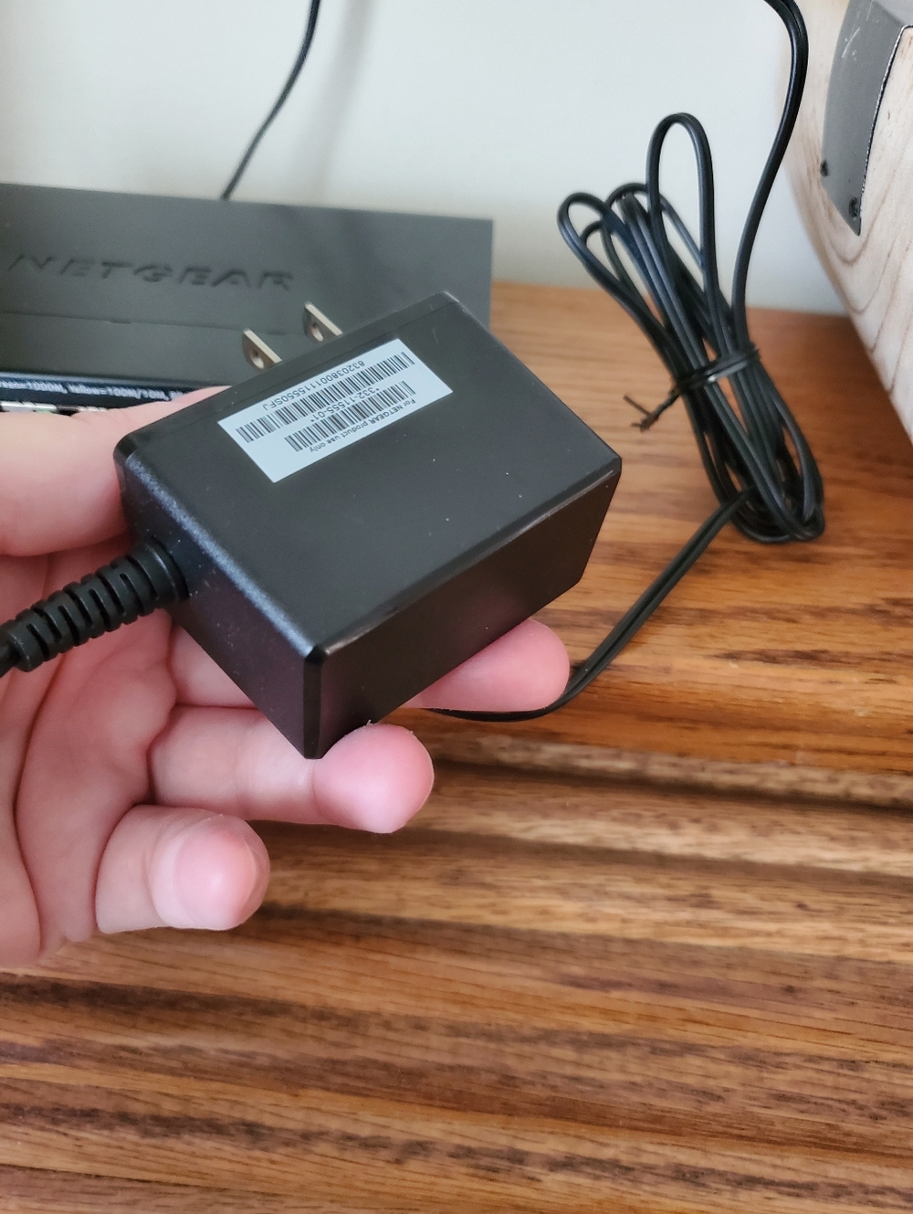 NETGEAR GS308 8-port Gigabit Ethernet unmanaged switch AS IS - Picture 7 of 11